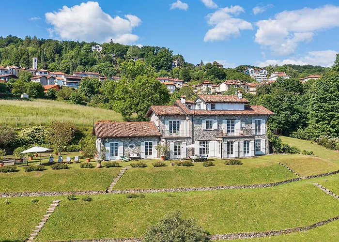 Villa Sunny With Pool & Views! Poggio Al Brisino