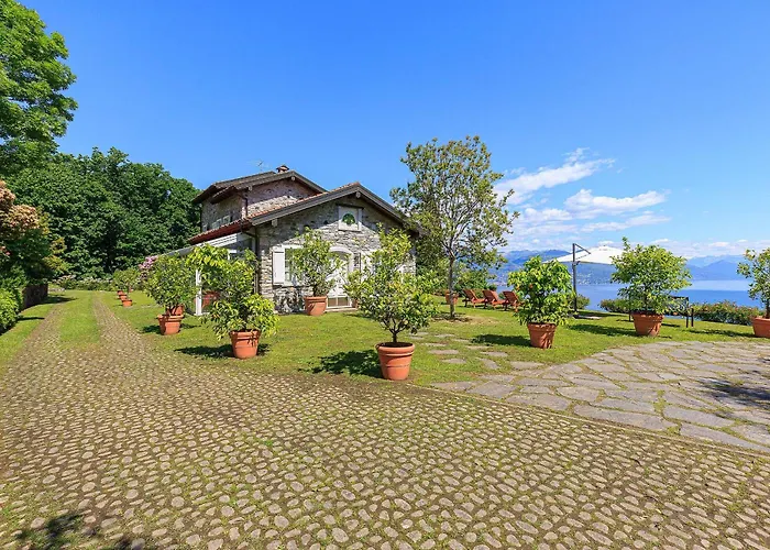 Villa Sunny With Pool & Views! Poggio Al
