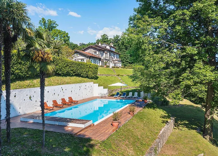 Villa Sunny With Pool & Views! Poggio Al *