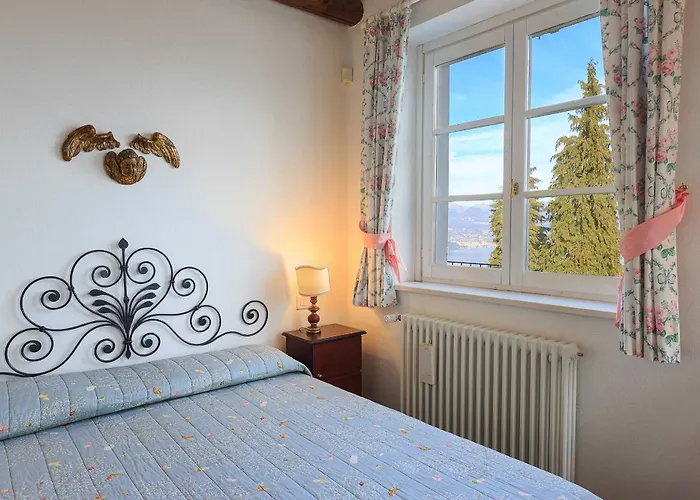 Villa Sunny With Pool & Views! Poggio Al Brisino